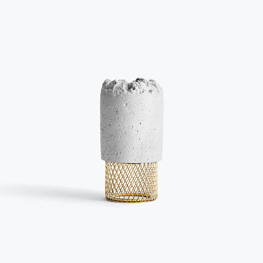 Moira Mesh Crowd Candle Holder In Concrete And Brass